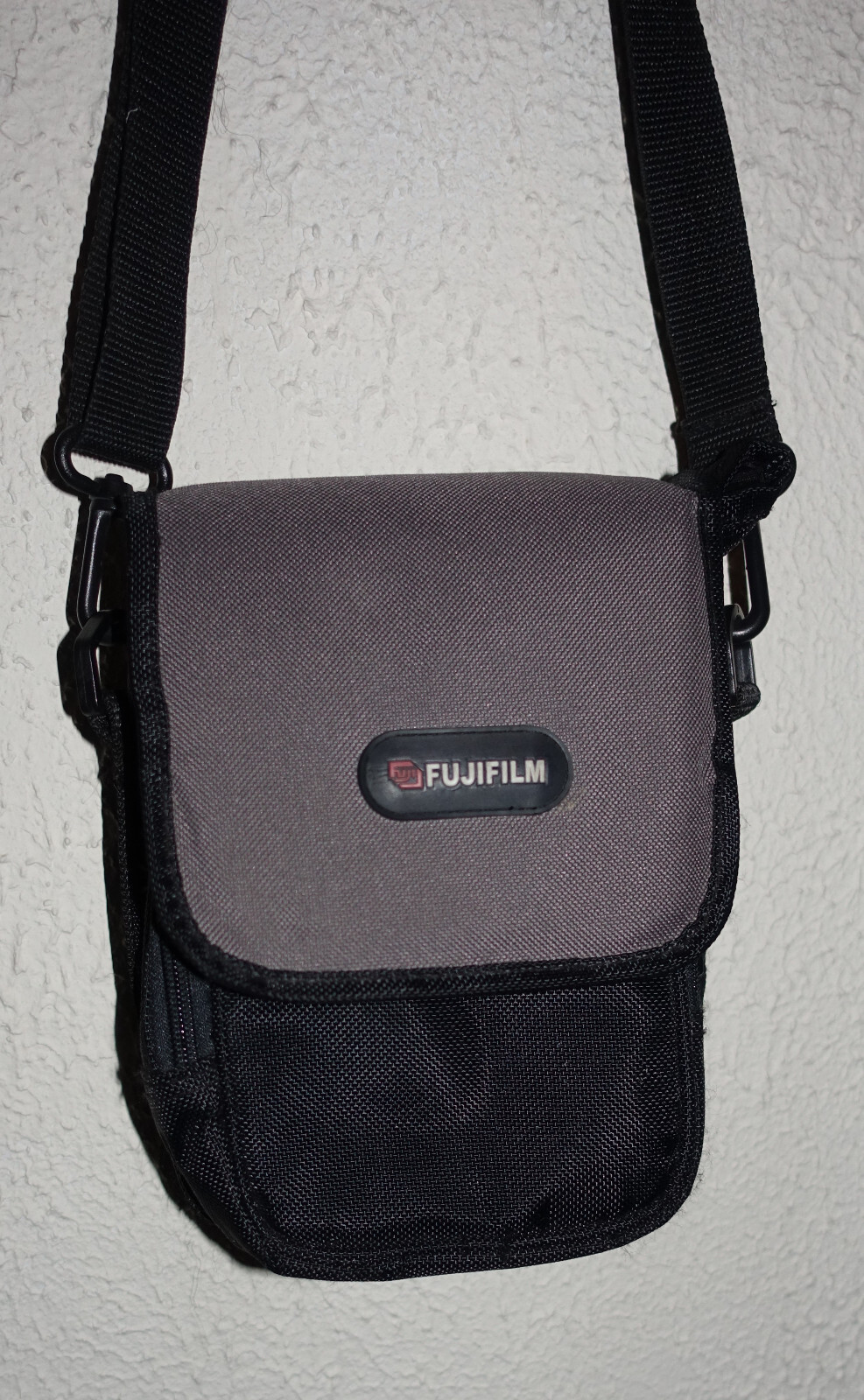 Picture 2 of 8
