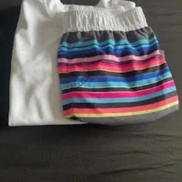 Juego de natación Reebok de 2 piezas con protección contra erupciones para niños - Talla 9/10 - UPF 50+ blanco-gris Foto 2 de 4