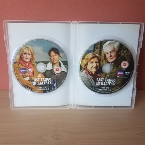 BBC: Last Tango in Halifax 2 Disc DVD Romantic Drama (2012) VGC **FREE P&P** - Picture 3 of 3