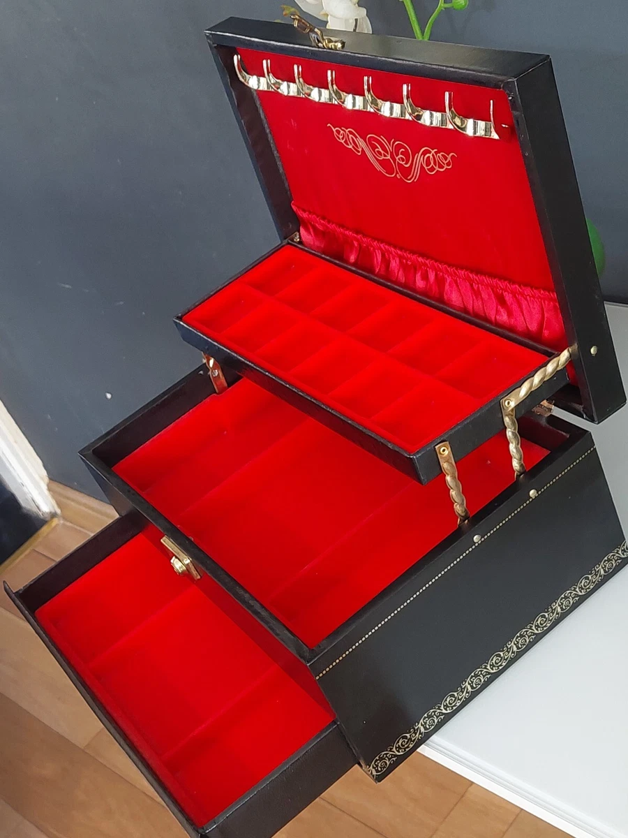 Vintage Jewelry Box Mele WITH KEYvisit my store for more jewelry