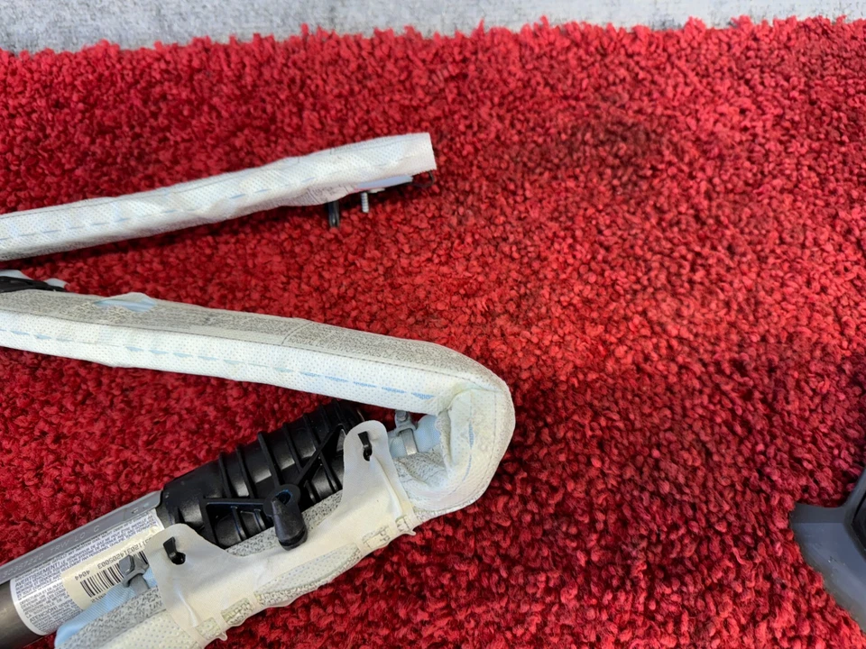 BMW 2008-2013 E82 lado del conductor izquierdo techo cortina moldura OEM 89 k Foto 2 de 4