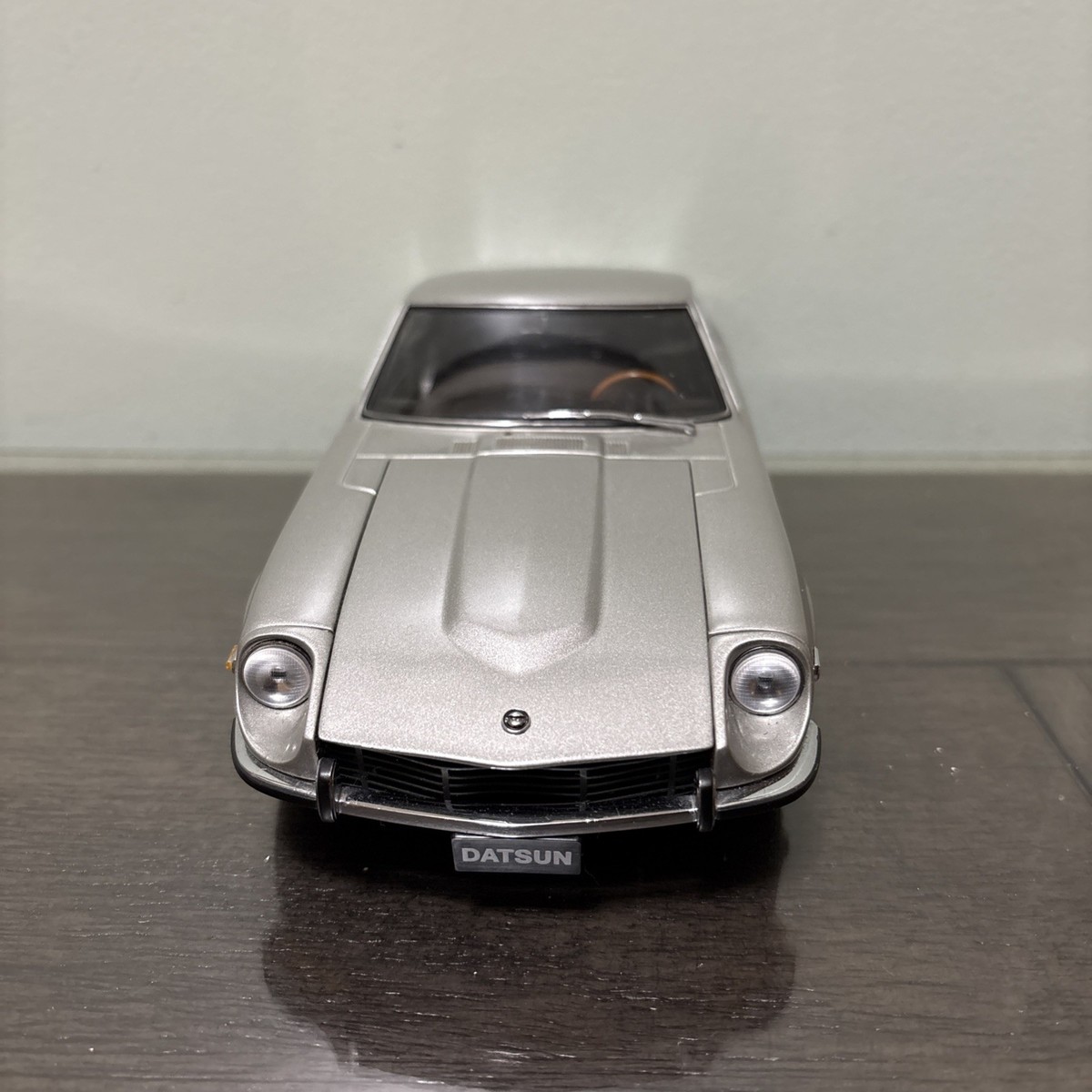 1/18 京商製　DATSUN 240Z シルバー Kyosho Nissan Fairlady Z S30 Datsun 240z 1/18 Diecast (Read