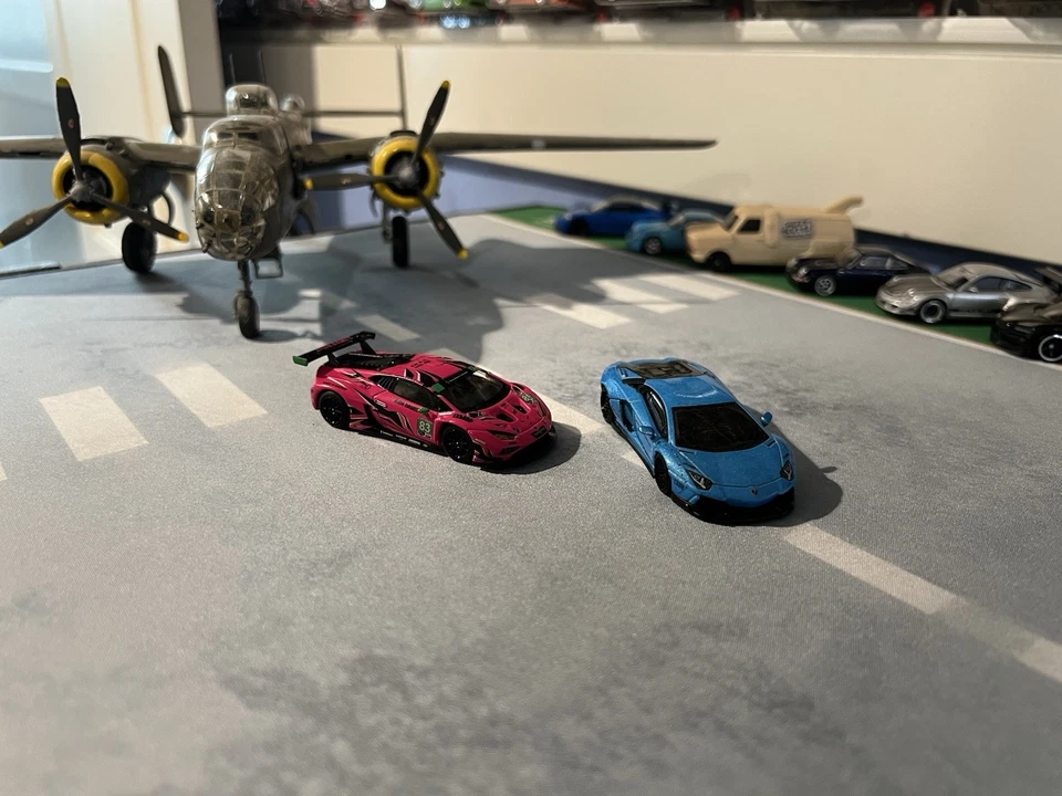 16x32 Runway Display Mat For 1:64 Cars And Trucks, Display For Diecast Cars - Image 4 of 4