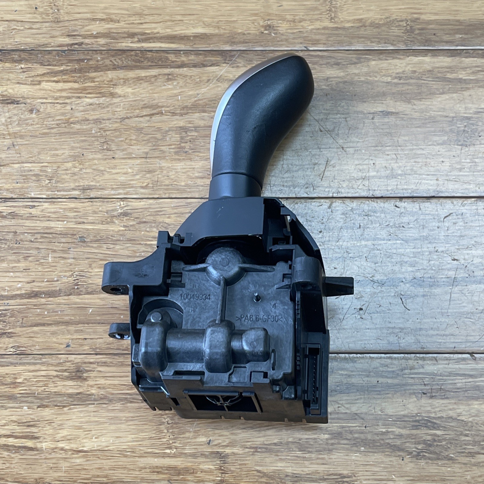 2014-2020 BMW I8 I12 1.5L AWD Automatic Transmission Shift Lever With Knob OEM