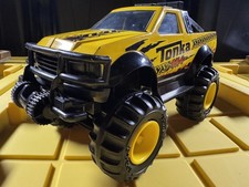 Tonka - Steel Classics - 4x4 Pickup Truck - Yellow and Black