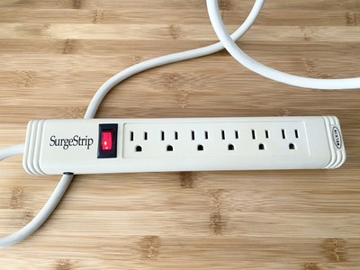 Belkin Surge SurgeStrip 330V Model F5C050 Power Strip Tap