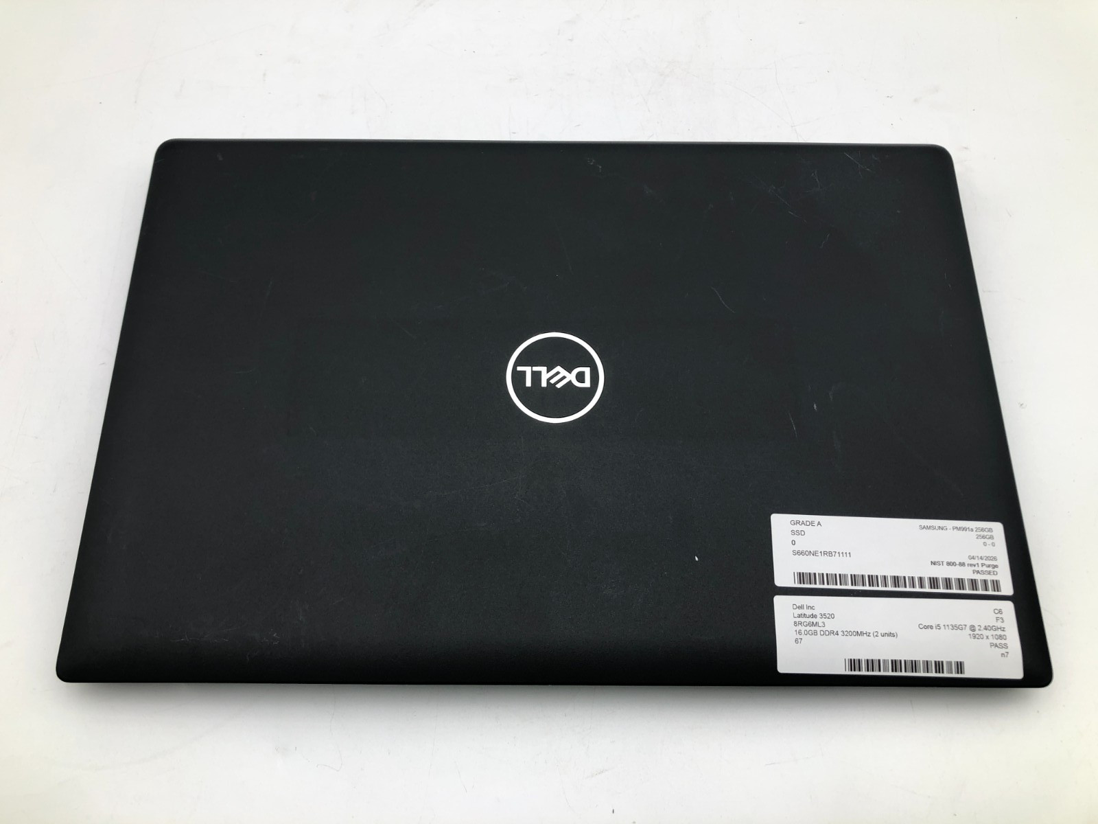 Dell Latitude 3520, 15.6-Inch Laptop, with Intel Core i5-1135G7, 256 GB SSD (Solid State Drive), Windows 11 Pro