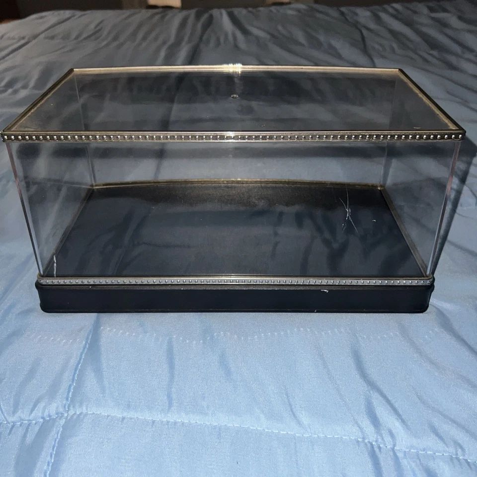 Estuche de exhibición de acrílico FranklinMint DIX3933CSacklable 2 piezas base negra con un rasguño Foto 3 de 4