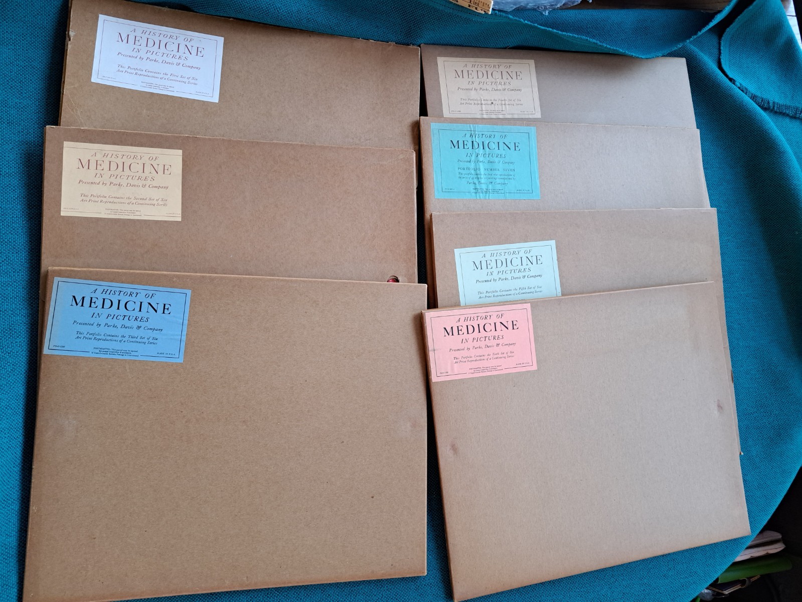 HISTORY OF MEDICINE IN PICTURES LITHOS PARKE DAVIS PHARMACEUTICAL DOCTOR ART SET