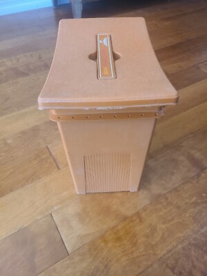 fenwick　FC64 Vintage Fenwick Woodstream Sport Seat 9050 Fishing Tackle Box Bait