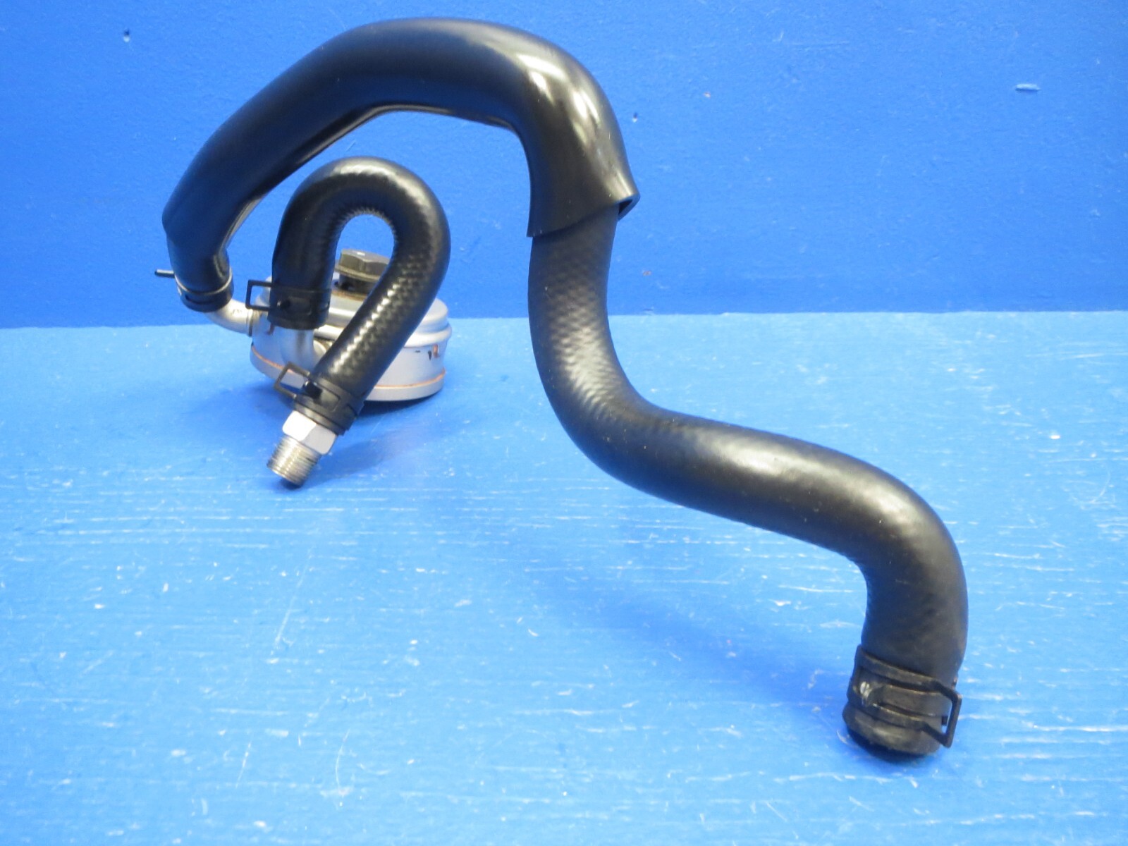 2001 TOYOTA 4RUNNER 3.4L. V6. 5VZ ENGINE OIL COOLER W/ HOSES OEM