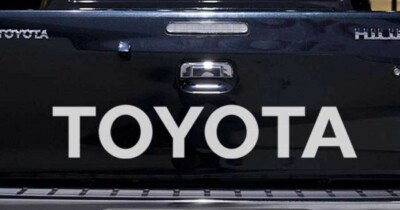 TOYOTA METALLIC SILVER TAILGATE 31'' Decal Vinyl Sticker TRUCK T-100 SR5 LX