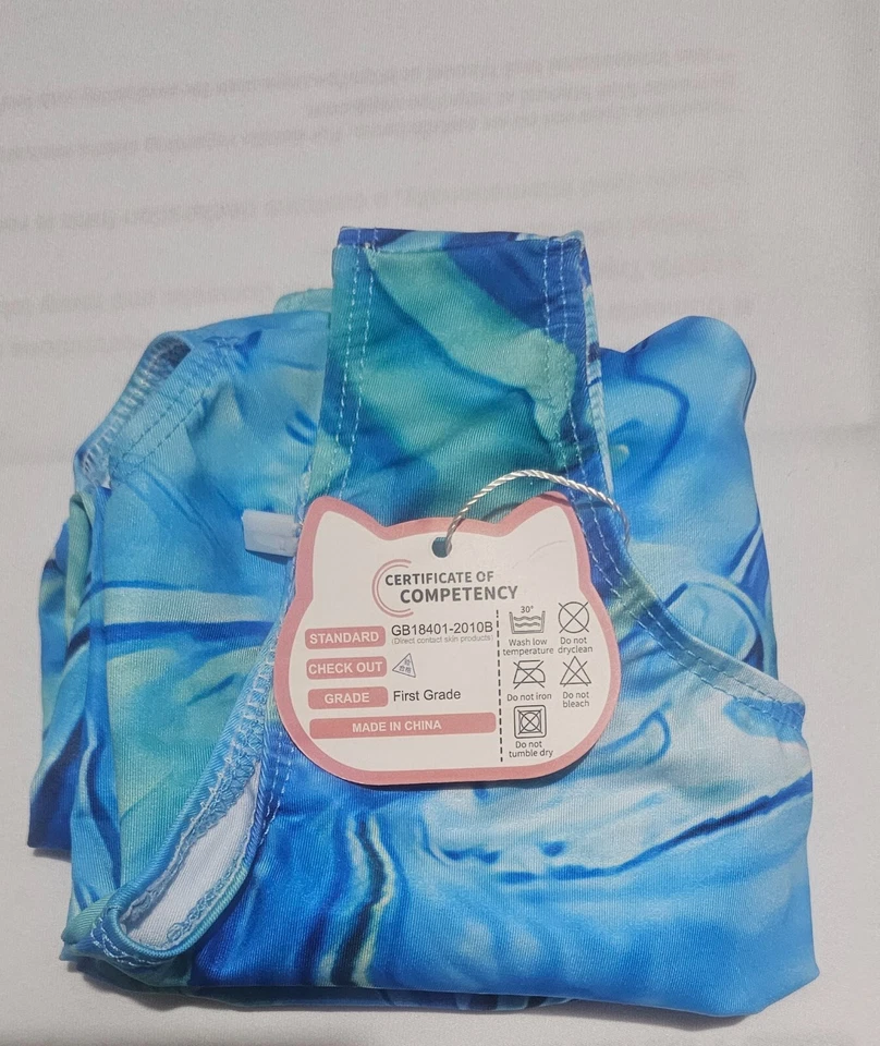 traje de baño niña Foto 3 de 3