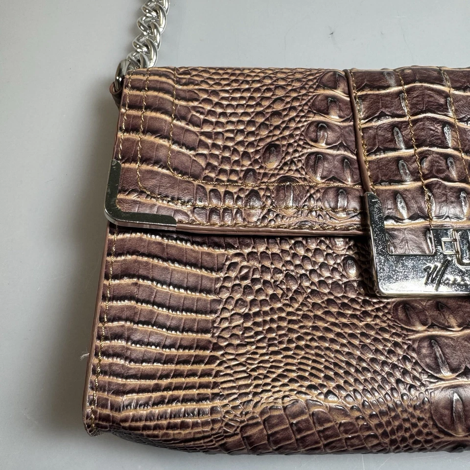 Bolso de mano Mark Fisher estampado de cocodrilo imitación marrón plata a presión Foto 3 de 4