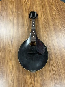 1920-1930 Gibson Style A Mandolin Black