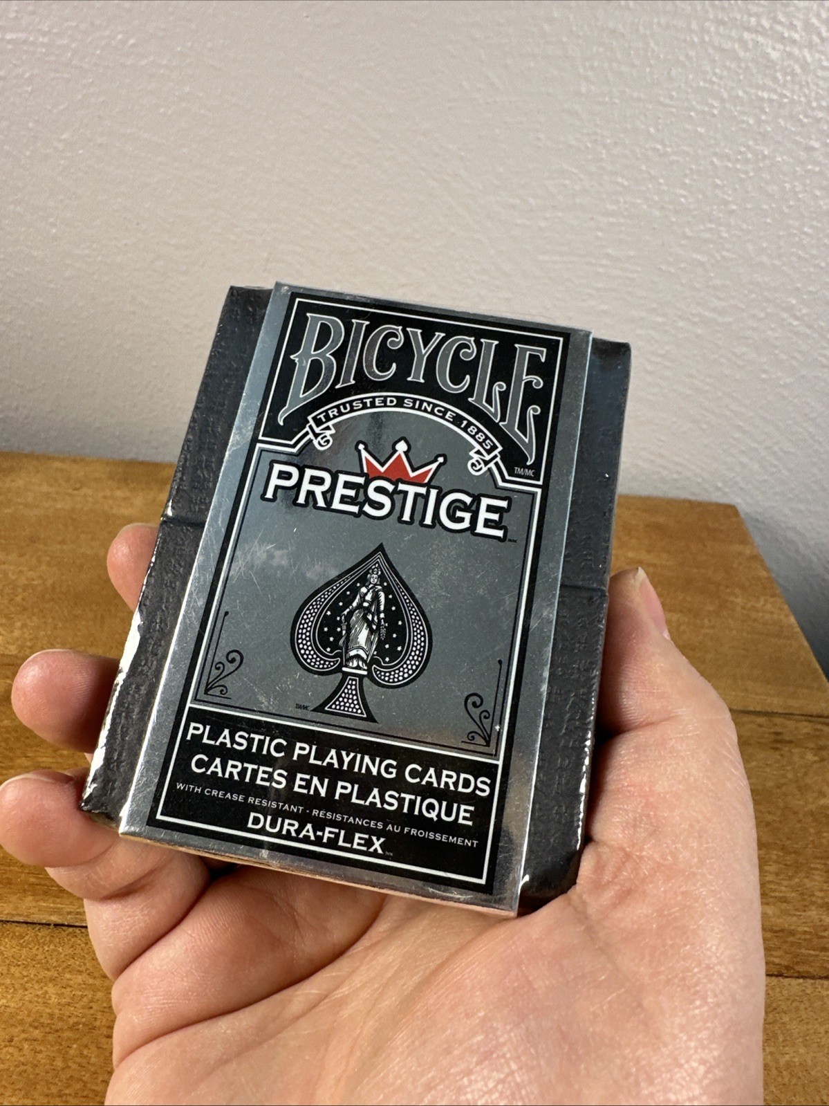 &reg; Prestige (red) Dura-flex Flexible Plastic Playing Cards