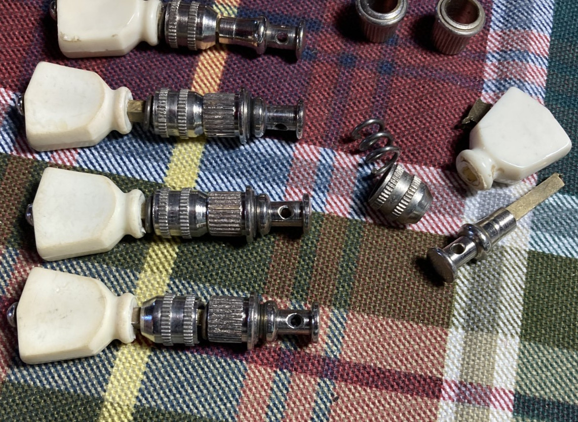 Five Vintage Tulip Button Banjo Friction Tuners + Parts, Grover