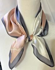NEW 21 Inch Sm. Sq. Pink, Grey and White Geometric 100 Mulberry Silk - SS 1021