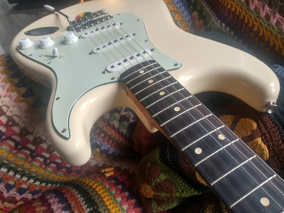 Fender Vintera II 60s Stratocaster, photo 1 of 5