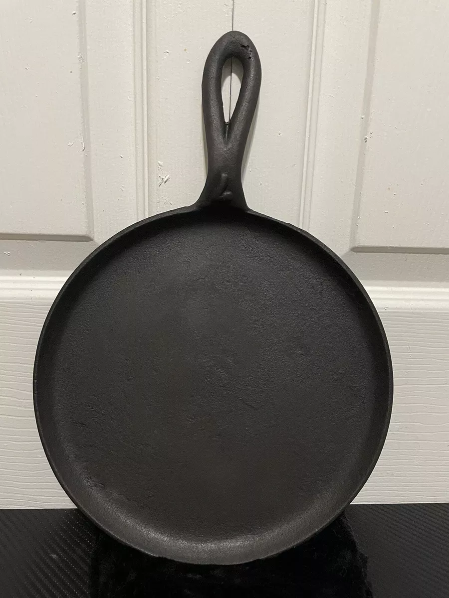 Antique 1800 s Cast Iron Raised No. 7 Fancy Handle Griddle Gate