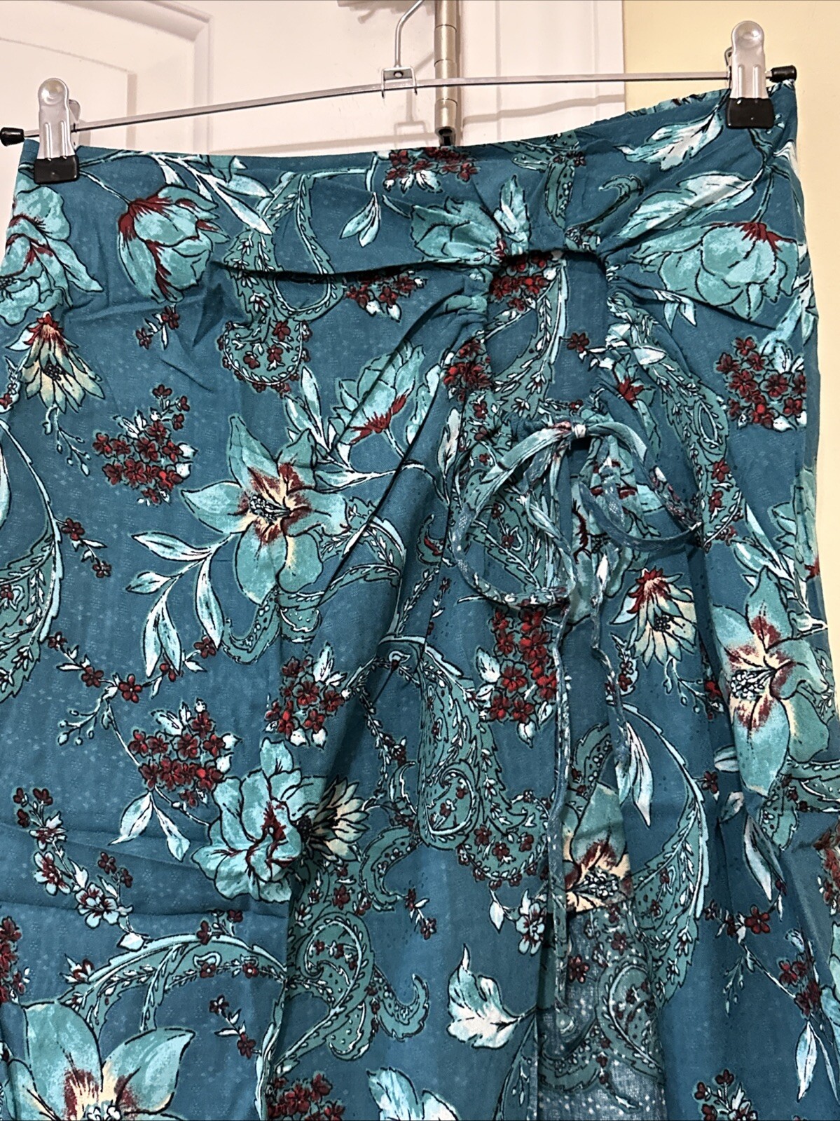Picture 4 of 11