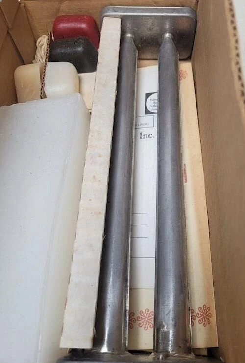 Hawthorne House Candle Making Kit 2 Taper Candles Wax Color Scent 1970's - Image 3 of 4