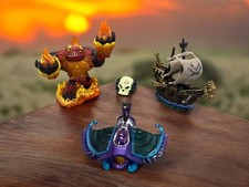 Skylanders Lot Collectible Portal Of Power Random Game Figurine 4 Action Figures