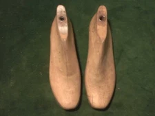 Pair Vintage Maple Wood Size 7 B FIREFLY GEBL Co Shoe Factory Last #F-3