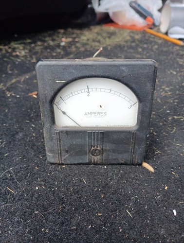 VINTAGE Westinghouse Amperes Panel Meter 0-3 Radio Frequency