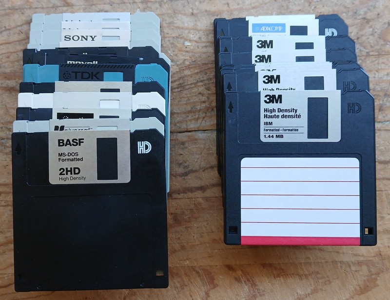 Lot of 27 Recycled 3.5" DS/HD  1.44 MB Diskettes, Newly Formatted