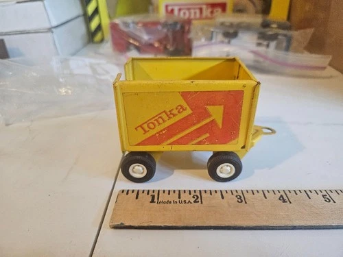 TONKA MINI PULL TRAILER