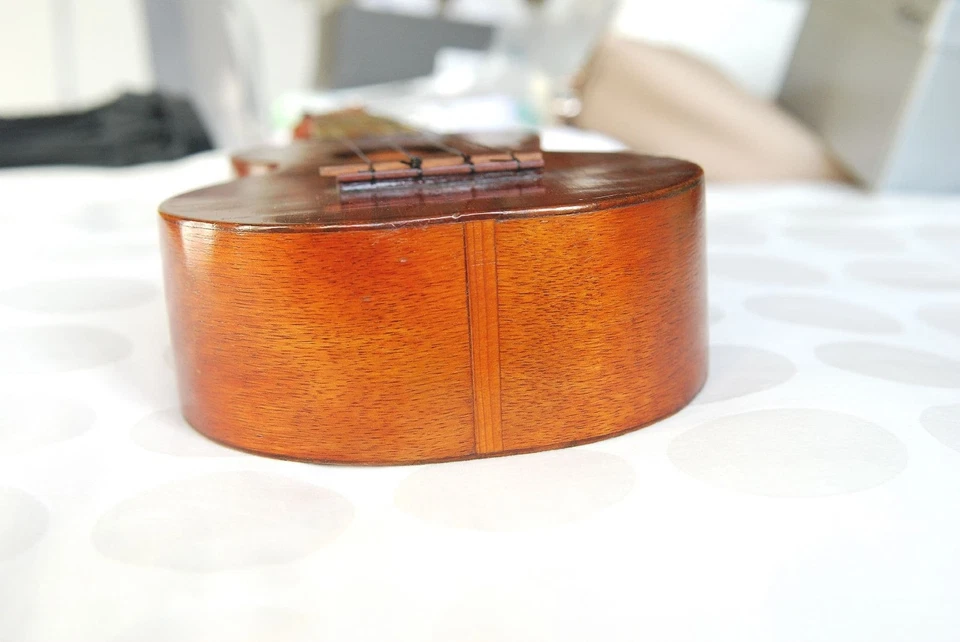 Kumalae Gold Award Ukulele - Image 4 of 4