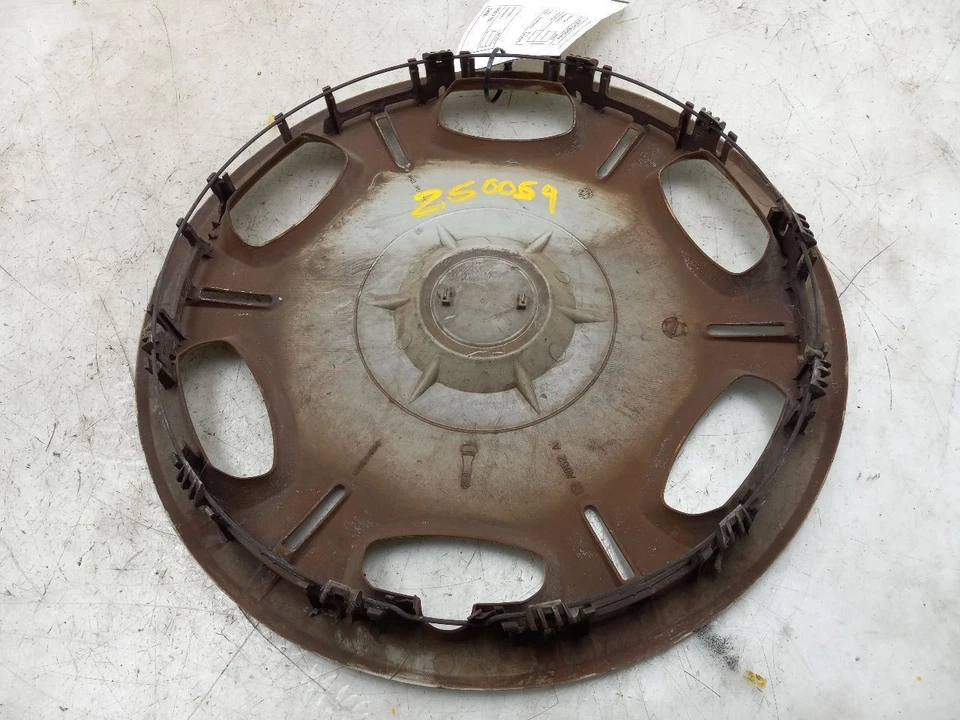 08-15 SCION XB WHEEL COVER HUB CAP 16" 6 SPLIT SPOKES - Image 2 of 4