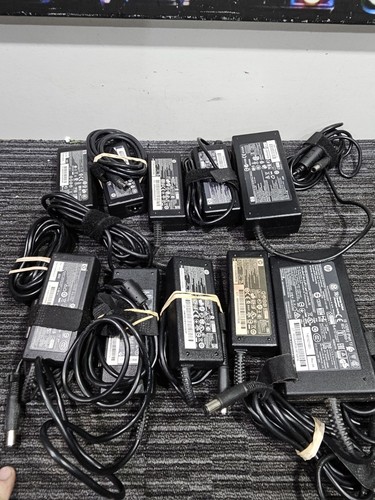 Restposten 10x Original HP Laptop 19V Ladegerät AC Adapter Netzteil Box 111