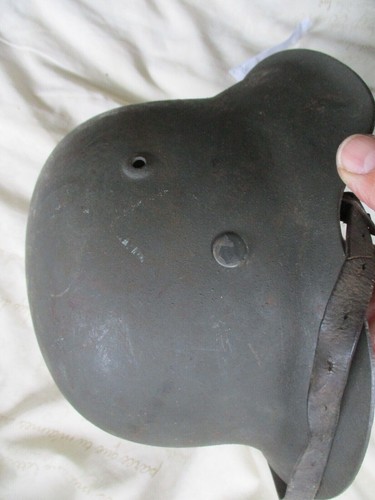 ORIGINAL genuine WW2 GERMAN WH ARMY m42 HELMET HKP62 4257 = 1944 & CHIN STRAP - Picture 24 of 24