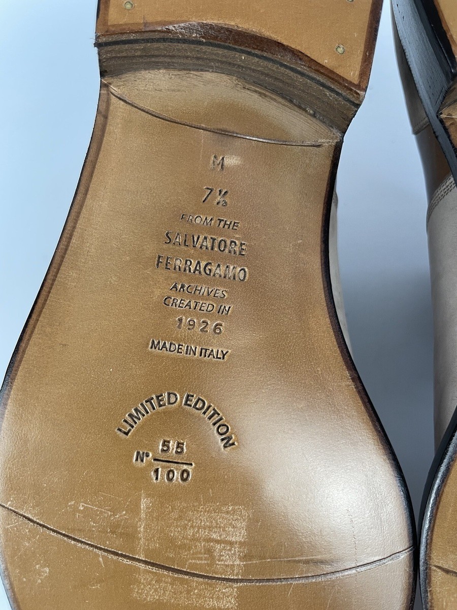 Limited Edition Salvatore Ferragamo 1926 Archives Brown  display picture 2