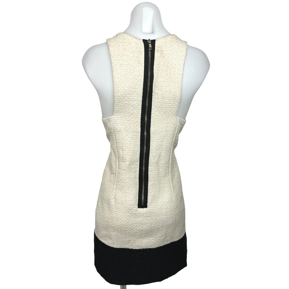 Mini vestido recto con cremallera trasera sin mangas cuello redondo negro crema talla 8 de ASOS Foto 2 de 4