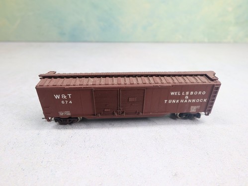 Atlas Spur N 50' DD Box Car Wellsboro & Tunkhannock W&T #674 Knuckle Couplers - Bild 1 von 6