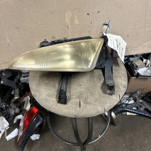 93–6 Dodge Intrepid Left Headlight With Bracket Foggy Knee Buffed