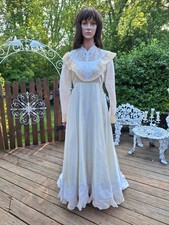 True VTG Mid-century 1960s Wedding Gown UNION MADE Dress Edwardian Victorian S
