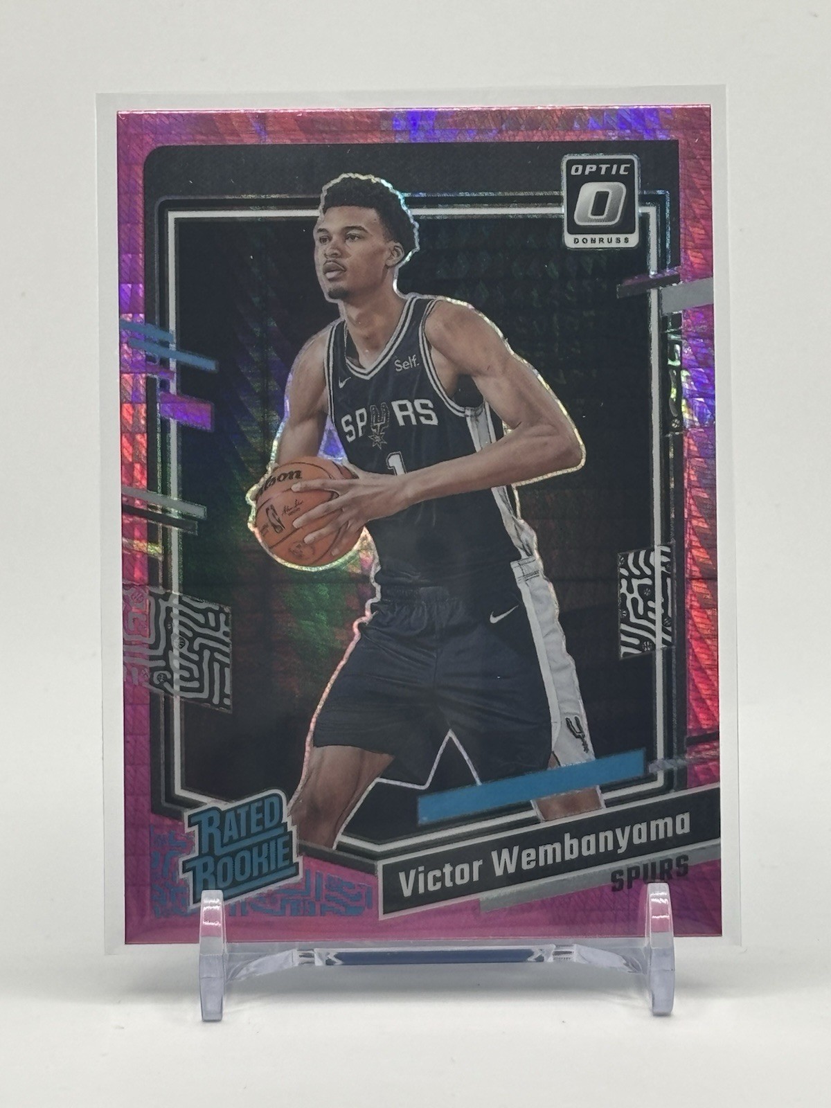 Panini 2023-24 Donruss Optic Pink Hyper Rated Rookie Wembanyama #225 Spurs U