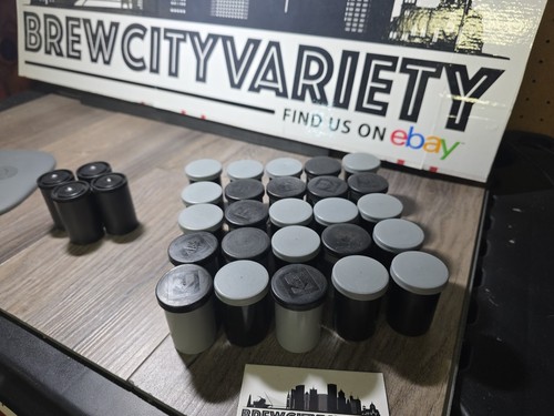 lot of 29 Vintage Plastic Kodak Cans for 35mm Film see pictures , used - Picture 3 of 3