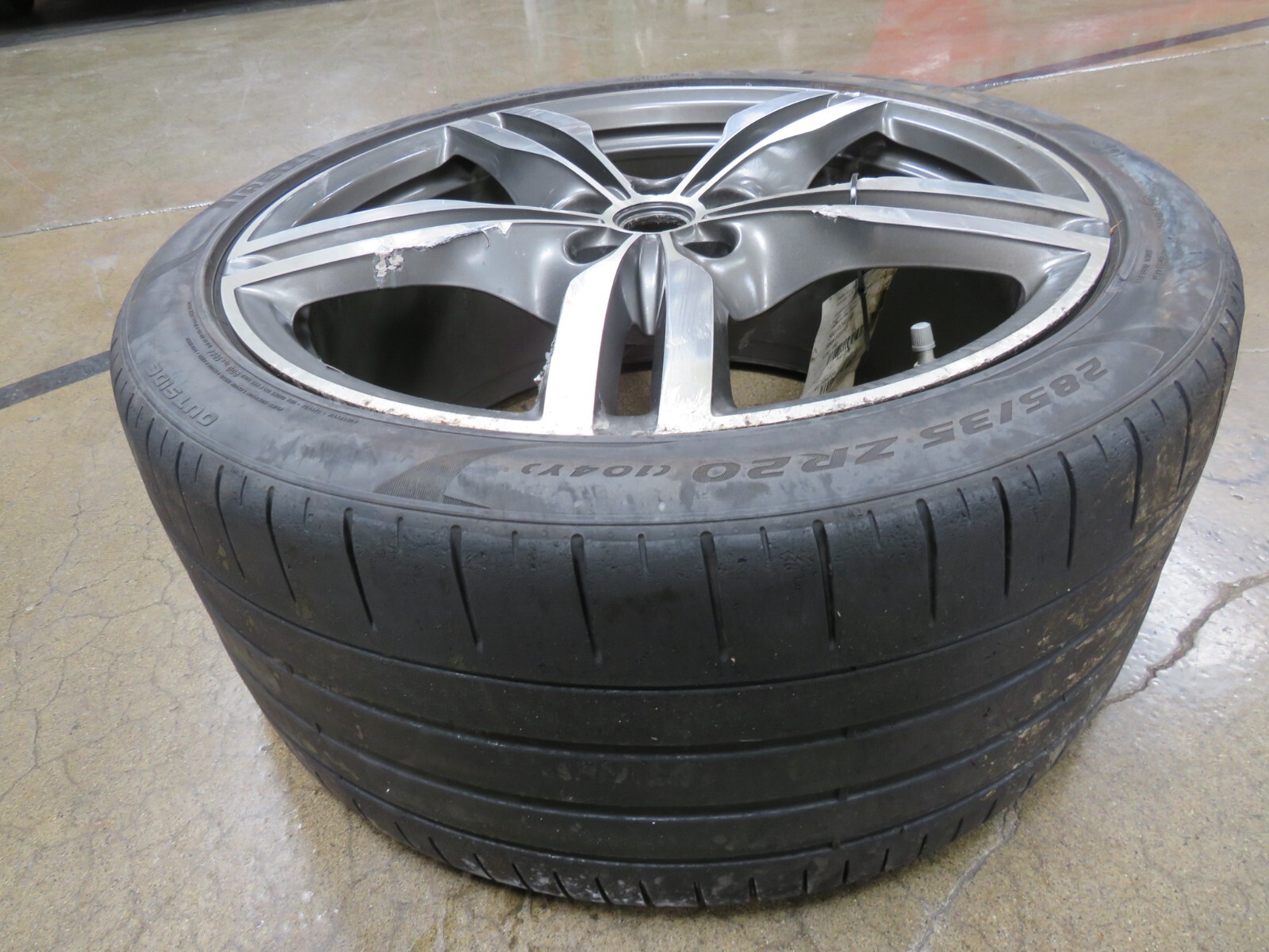 Ferrari Portofino, Rear Wheel, Heavy Dmg, Used, P/N 336567