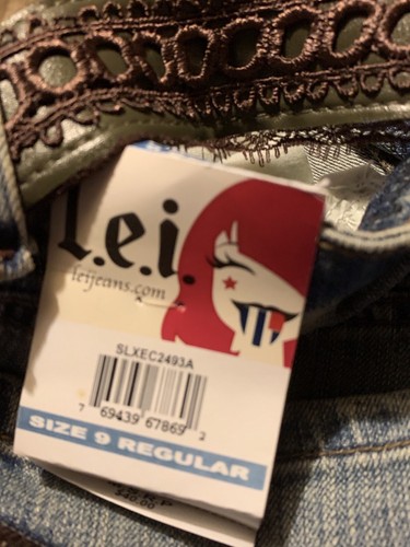 LEI JEANS WITH BELT SIZE 9 NWT - Picture 12 of 12