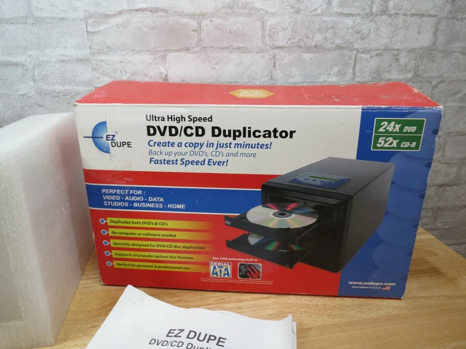 EZ DUPE CD & DVD Duplicator with 3 record disk drives and one Master drive - Image 4 of 4