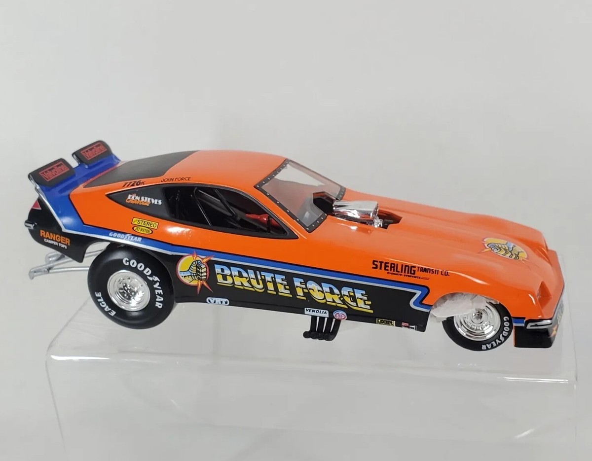 ミニカー 76 CHEVY MONZA F/C - TIKI WARRIOR 76 Chevy Monza F/C - Tiki Warrior | Model Cars | hobbyDB