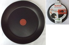 Casserole Tefal Titanium Essential 18 Cm Avec Couvercle | Revêtement Antiadhésif Durable, Compatible Tous Feux Sauf Induction