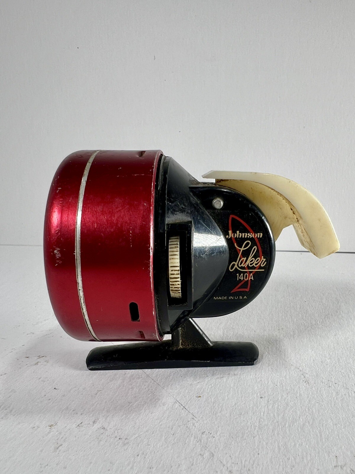 Vintage Spincast Reel Johnson Laker 140A (Storage 1) eBay