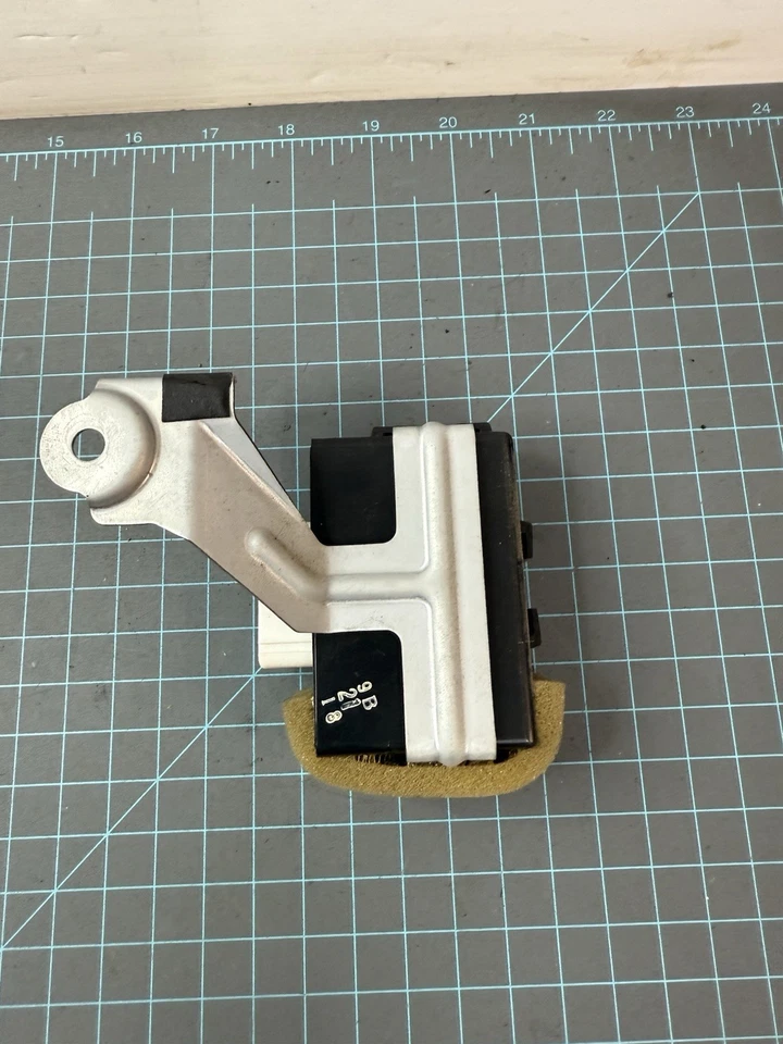 01 02 MÓDULO CONVERTIDOR REMOLQUE TOYOTA 4RUNNER OEM 08940-35810 Foto 4 de 4