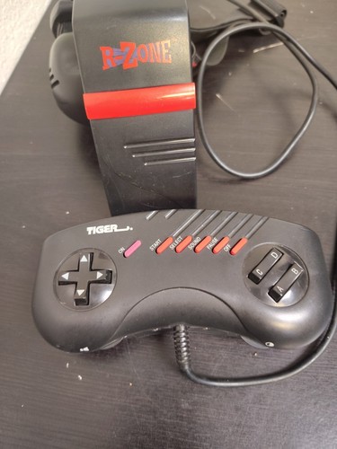 Vintage 1995 Tiger R-Zone Handheld Gaming System - Picture 2 of 4